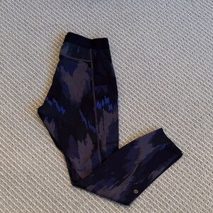 Lululemon Athletica Black, plum royal blue Leggings. Exc condition